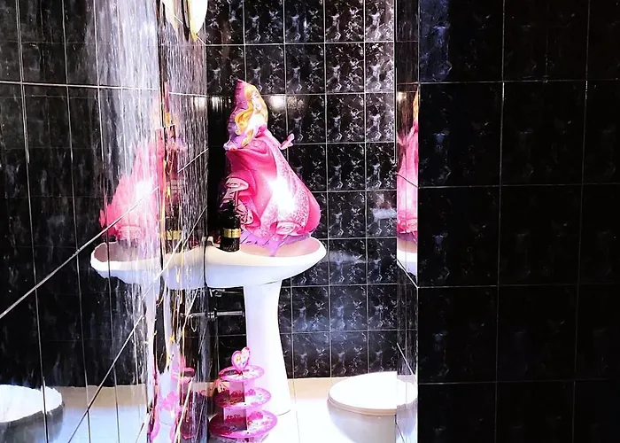 Disney's Slumber Party * Tirana